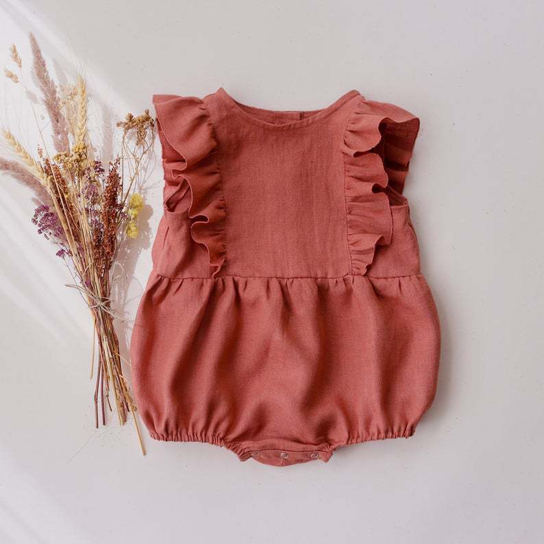 Baby Summer Linen Sleeveless Jumpsuit - 女の赤ちゃんのための夏のジャンプスーツ,ノースリーブの綿とリネンのロンパーススーツ,フリル付き