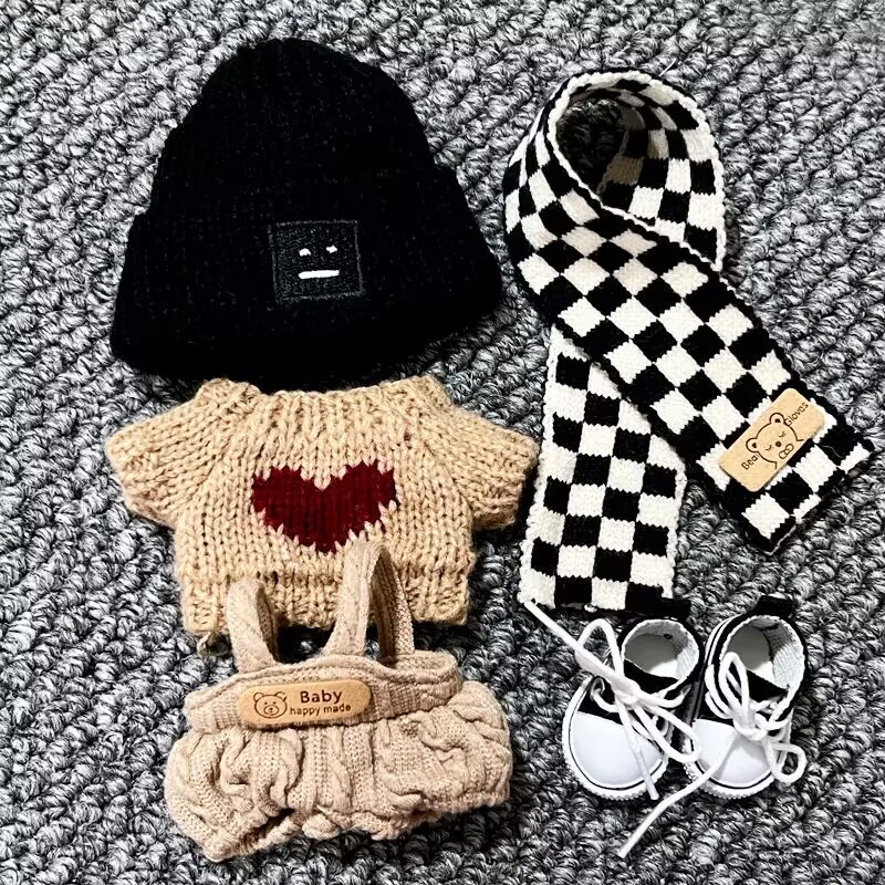Baby Clothes - かわいい10cmベビー服、秋のセータースカーフセット、人形、ヒトデ、綿人形ペンダント、ドレスアップアクセサリー