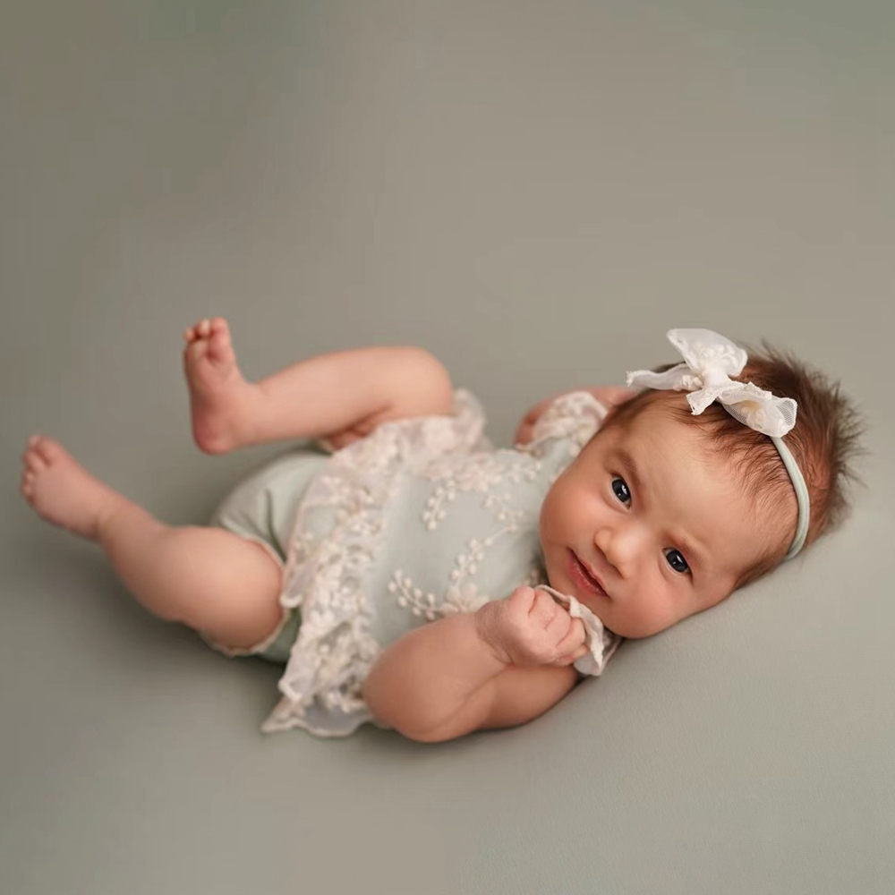 Newborn Baby Girl Romper Floral - 気まぐれな新生児女の子用パステルグリーンレースフリルロンパース花柄刺繍写真撮影用衣装新生児写真撮影用服