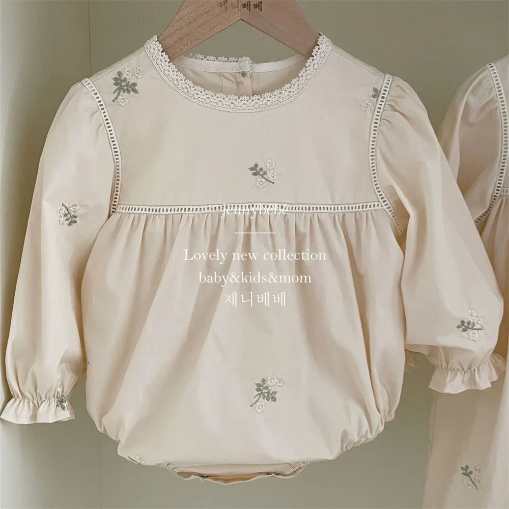 女の赤ちゃん刺繍花ロンパース長袖ベビーカバーオール幼児レース - Newborn Baby Girl Romper Floral のレビューと価格