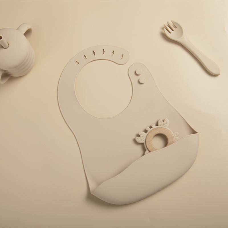 赤ちゃん用の調整可能なシリコンよだれかけ,新生児用の防水よだ - Waterproof Baby Bibs Silicone のレビューと価格
