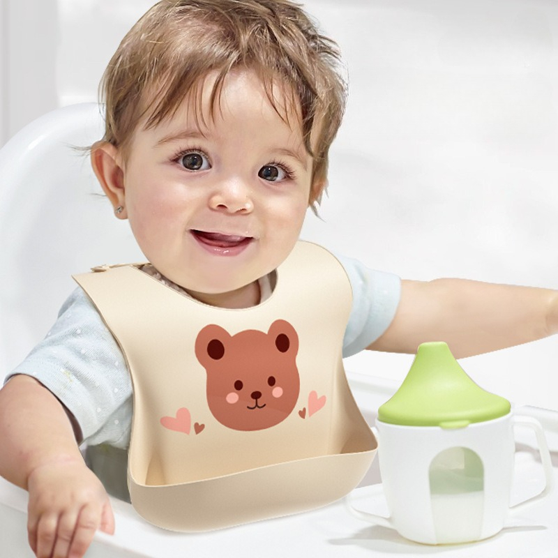 防水ベビービブソフトシリコンスカーフかわいい漫画クマプリント - Waterproof Baby Bibs Silicone のレビューと価格